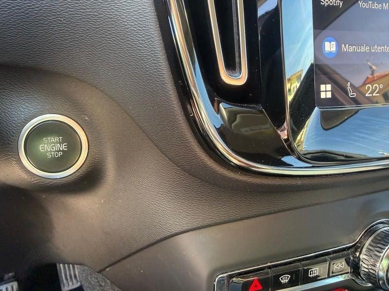 Volvo XC40 XC40 2.0 b3 Plus Bright auto