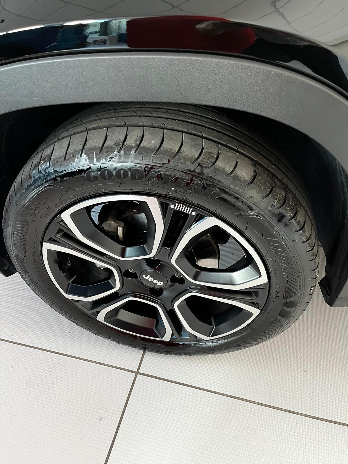 Jeep Avenger 1.2 Turbo 100 CV Summit