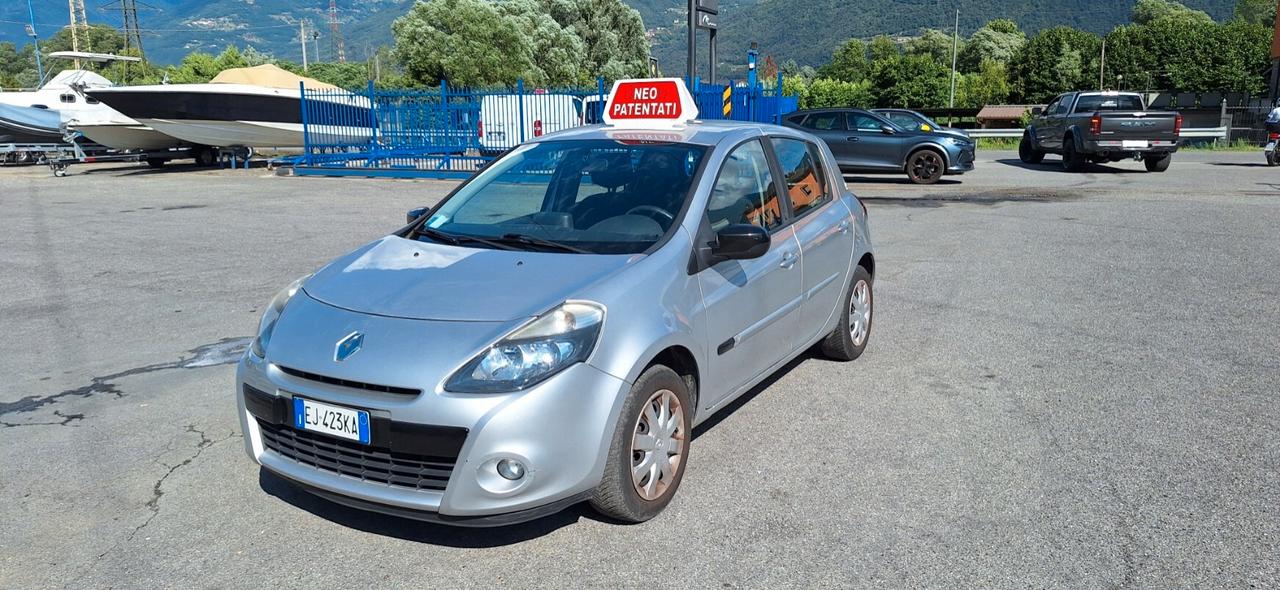 Renault Clio 1.2 16V 5 porte Dynamique