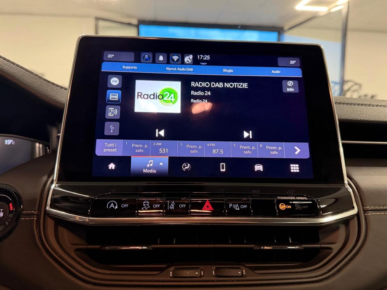 JEEP COMPASS 1.6 MJT LIMITED 130CV PELLE CARPLAY CAM ANNO 2022