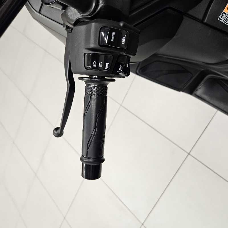 Yamaha X-Max 300 - 2026