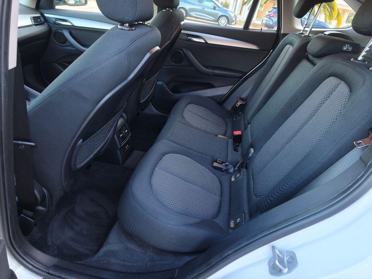 BMW X1 sDrive20d Led Navi Gancio