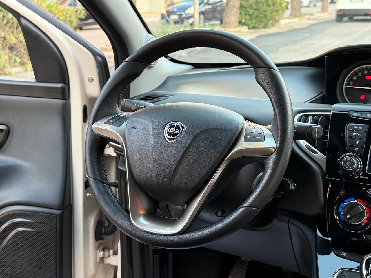 Lancia Ypsilon 1.2 69CV 5P SOLI KM 83.000 - 2015