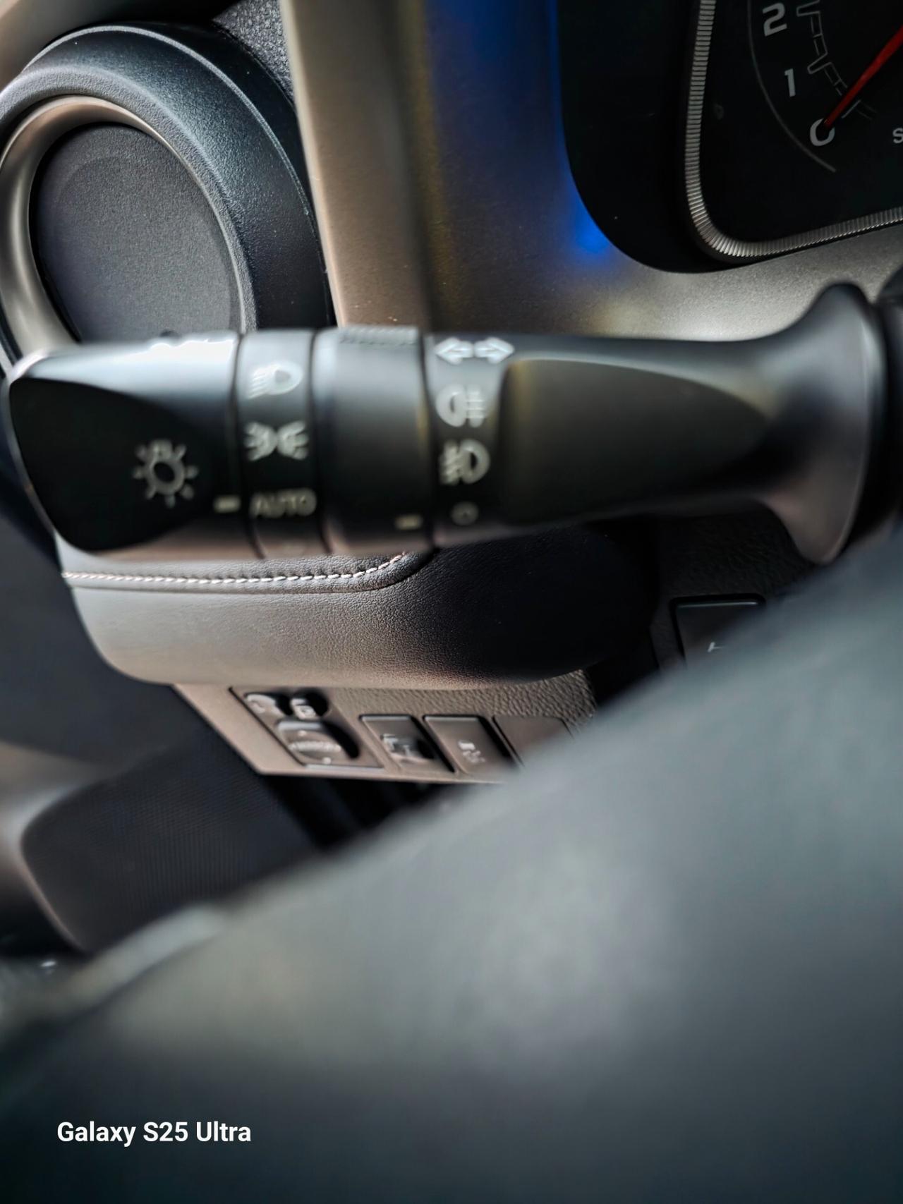 RAV4 2.0 D-4D 4WD Lounge valuto usato scambio