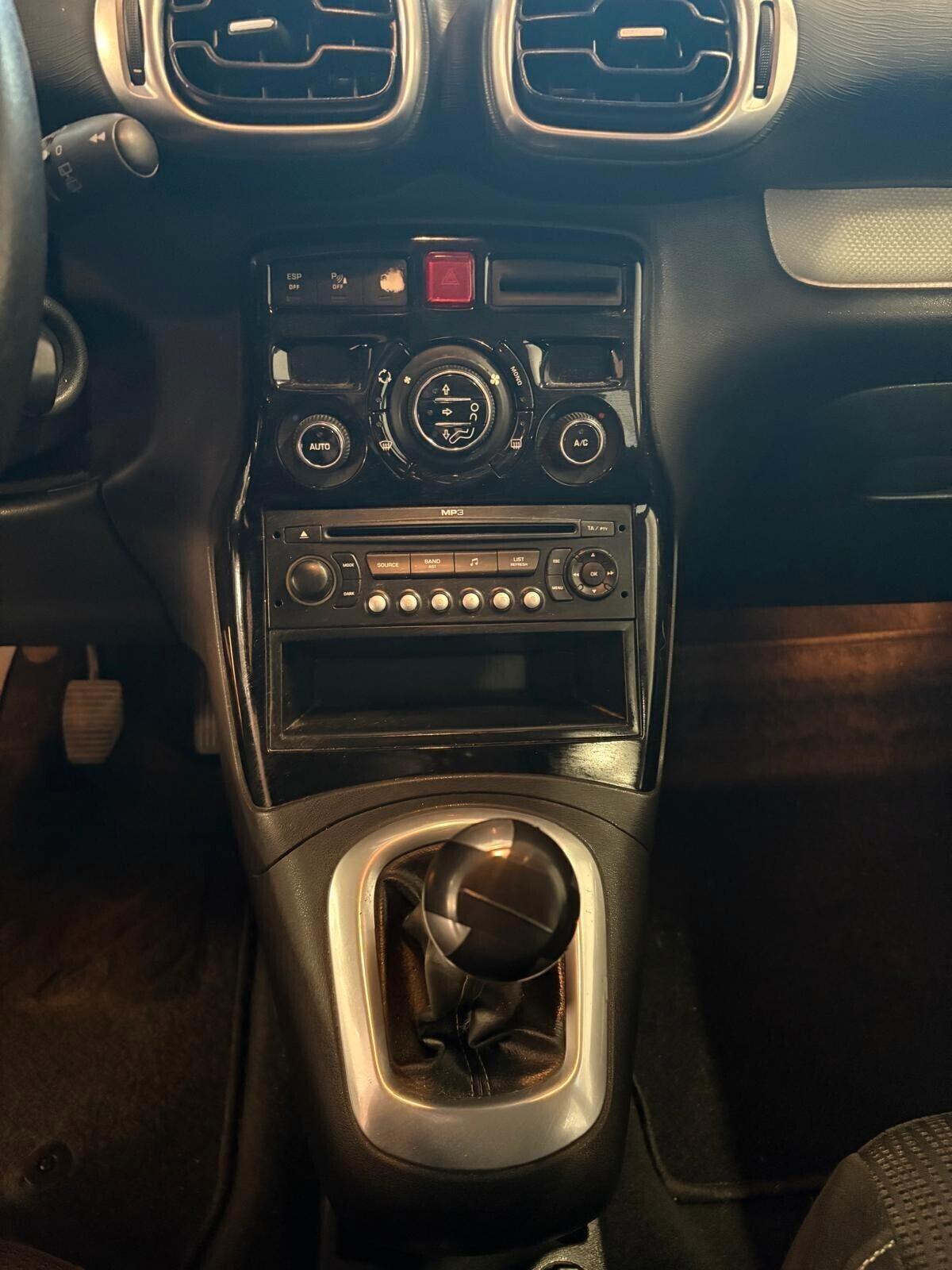 CITROEN C3 PICASSO benzina 1.4 b CV 95 Km 126.895 certificati PER NEOPATENTATI Garanzia 12 mesi