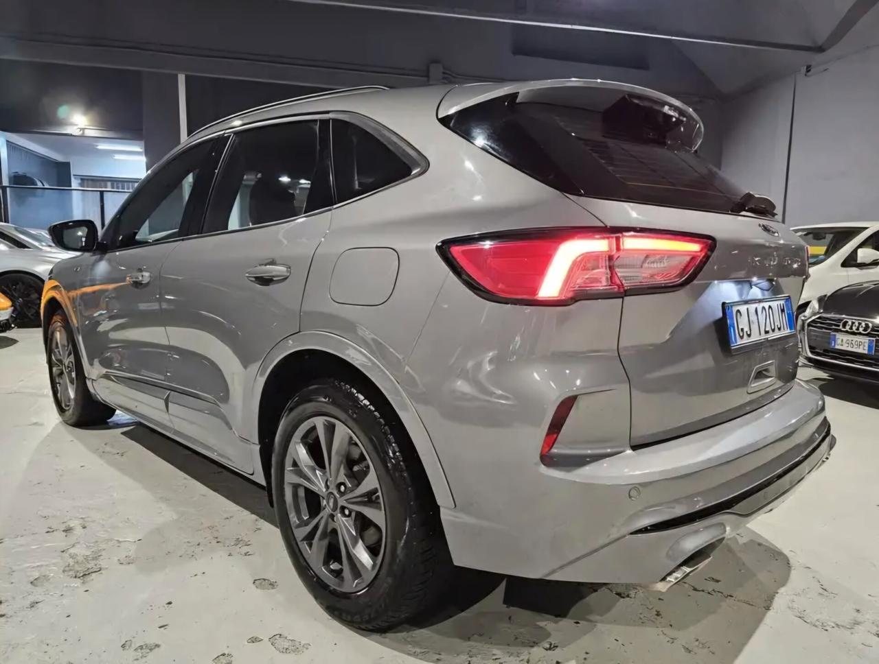 Ford Kuga 2.5 Full Hybrid 190 CV CVT 2WD ST-Line X