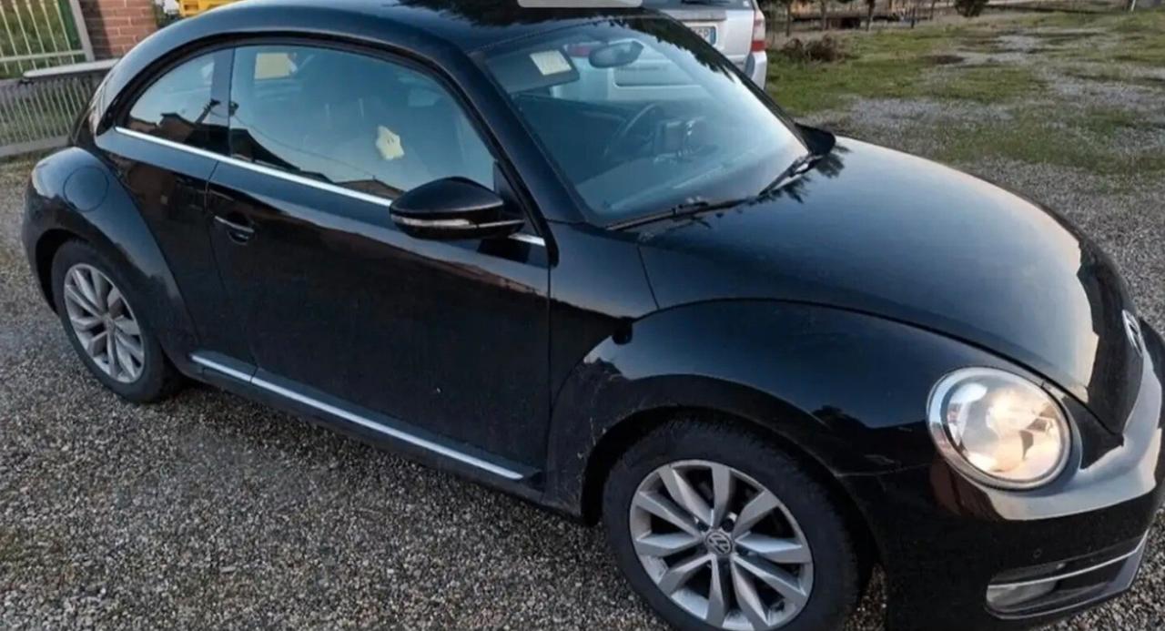 Volkswagen Maggiolino 1.6 TDI Design