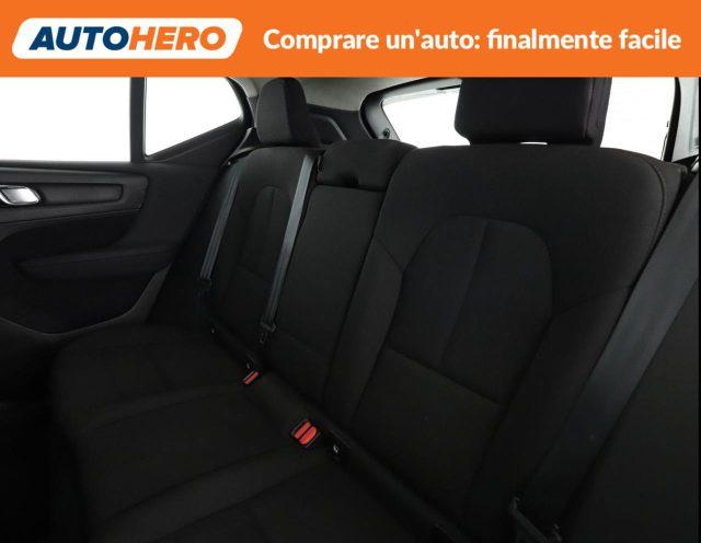 VOLVO XC40 T2 Momentum Core