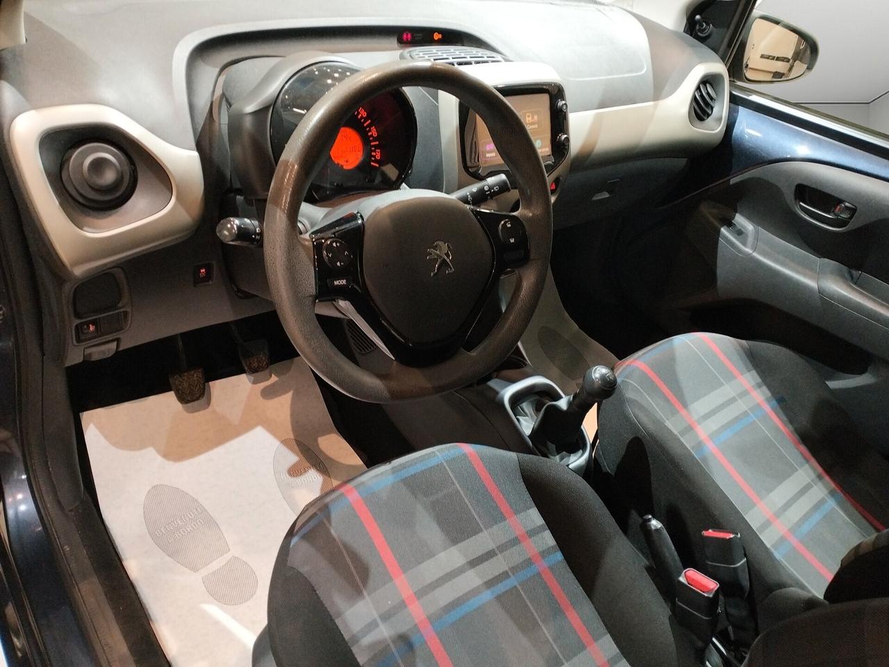 Peugeot 108 3p 1.0 12v Active *NEOPATENTATI*