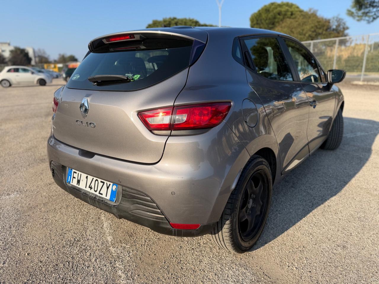 Renault Clio 1.5 dCi 8V 90CV Start&Stop 83gr 5 porte EcoBusiness