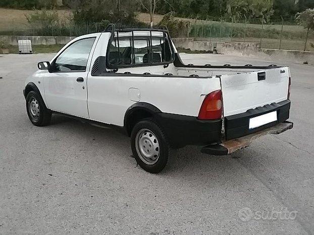 Fiat Strada 1.9 D Pickup