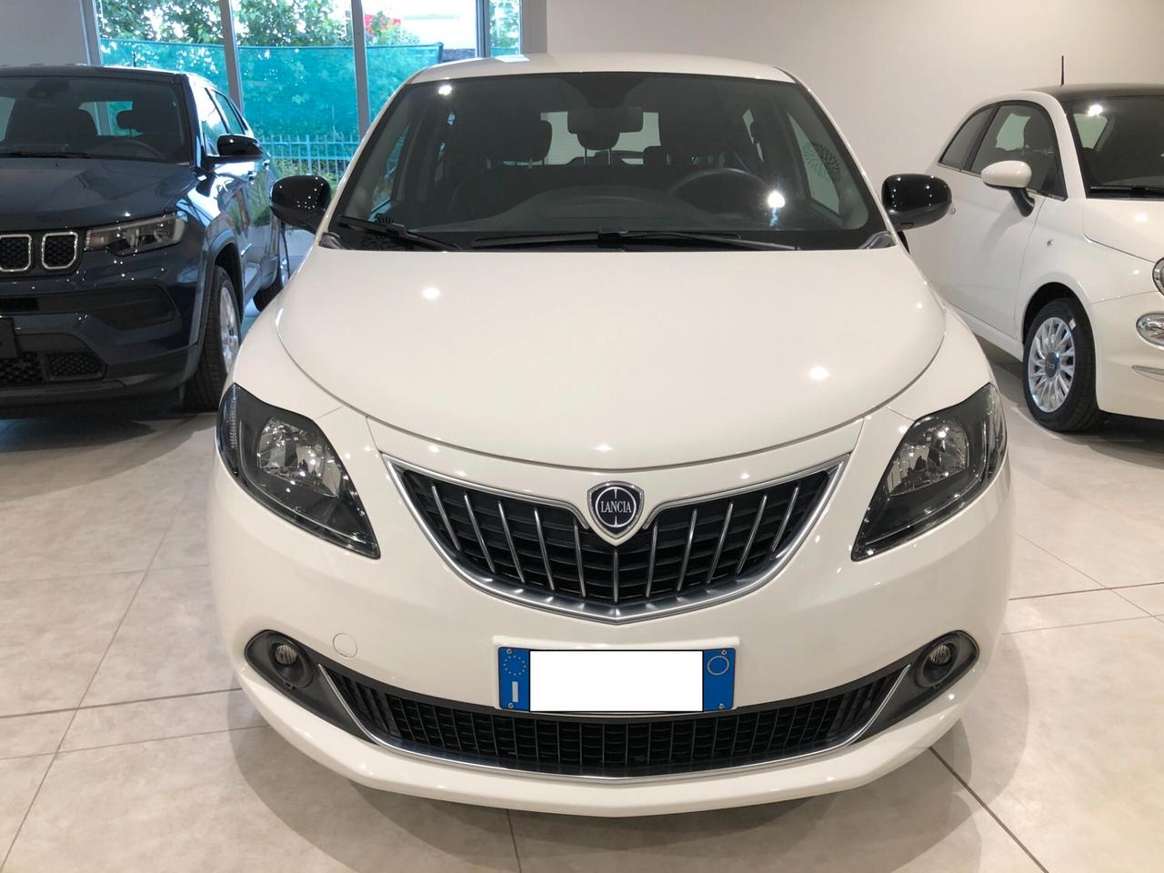 Lancia Ypsilon 1.0 FireFly 5 porte S&S Hybryd Gold