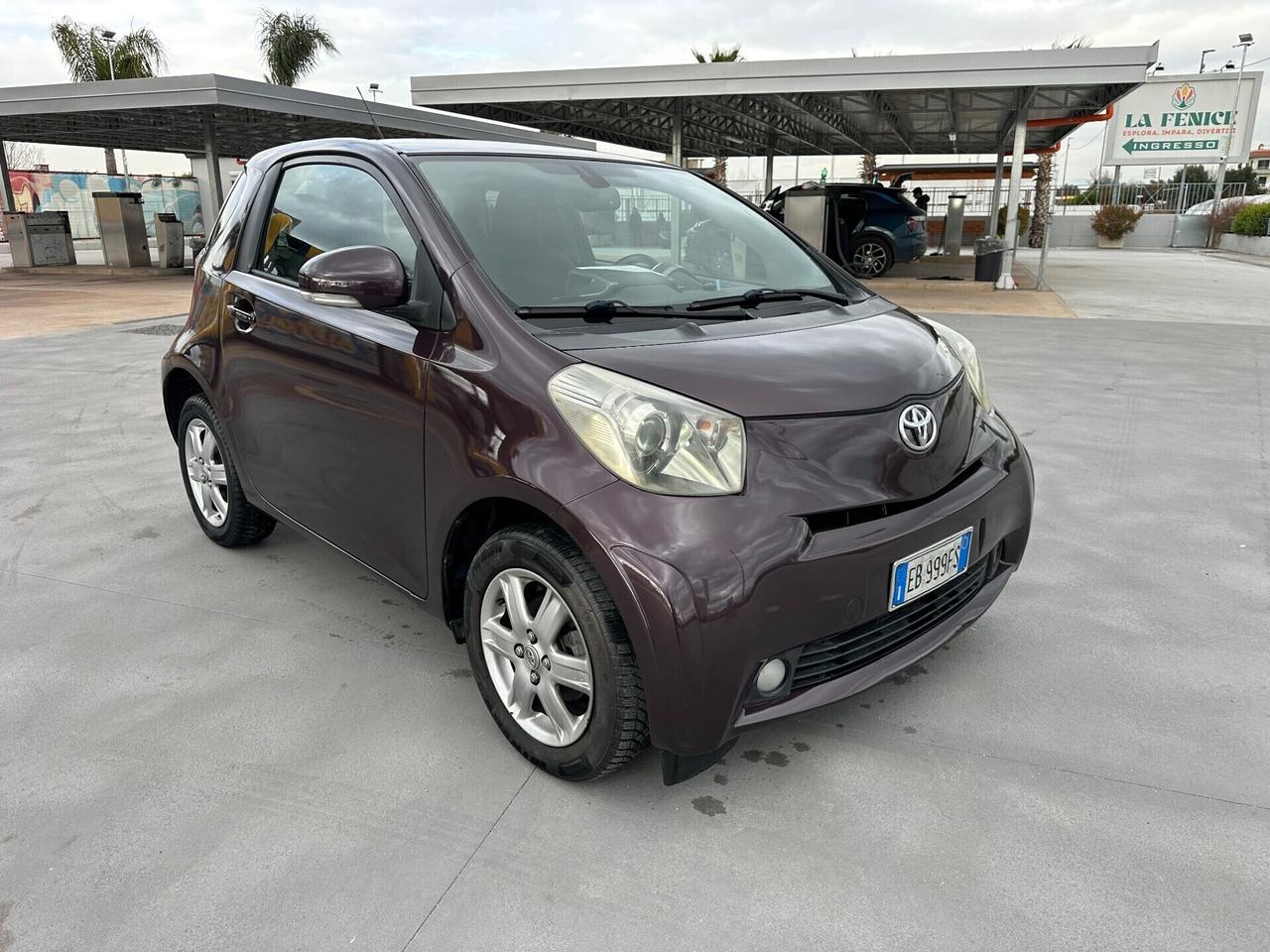 Toyota iQ 1.0