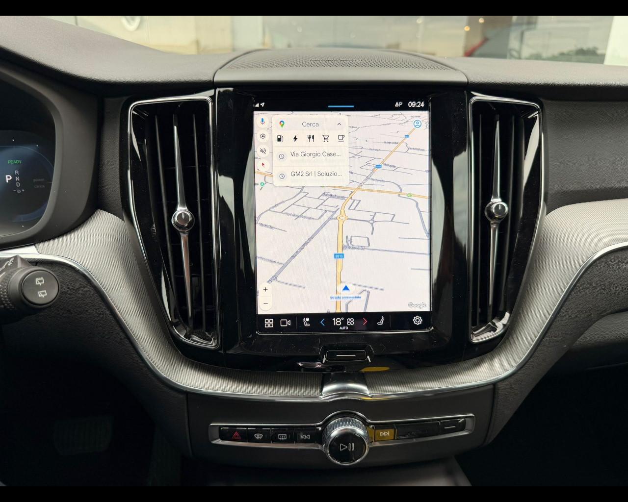 VOLVO XC60 T6 PHEV AWD PLUS DARK AUTO