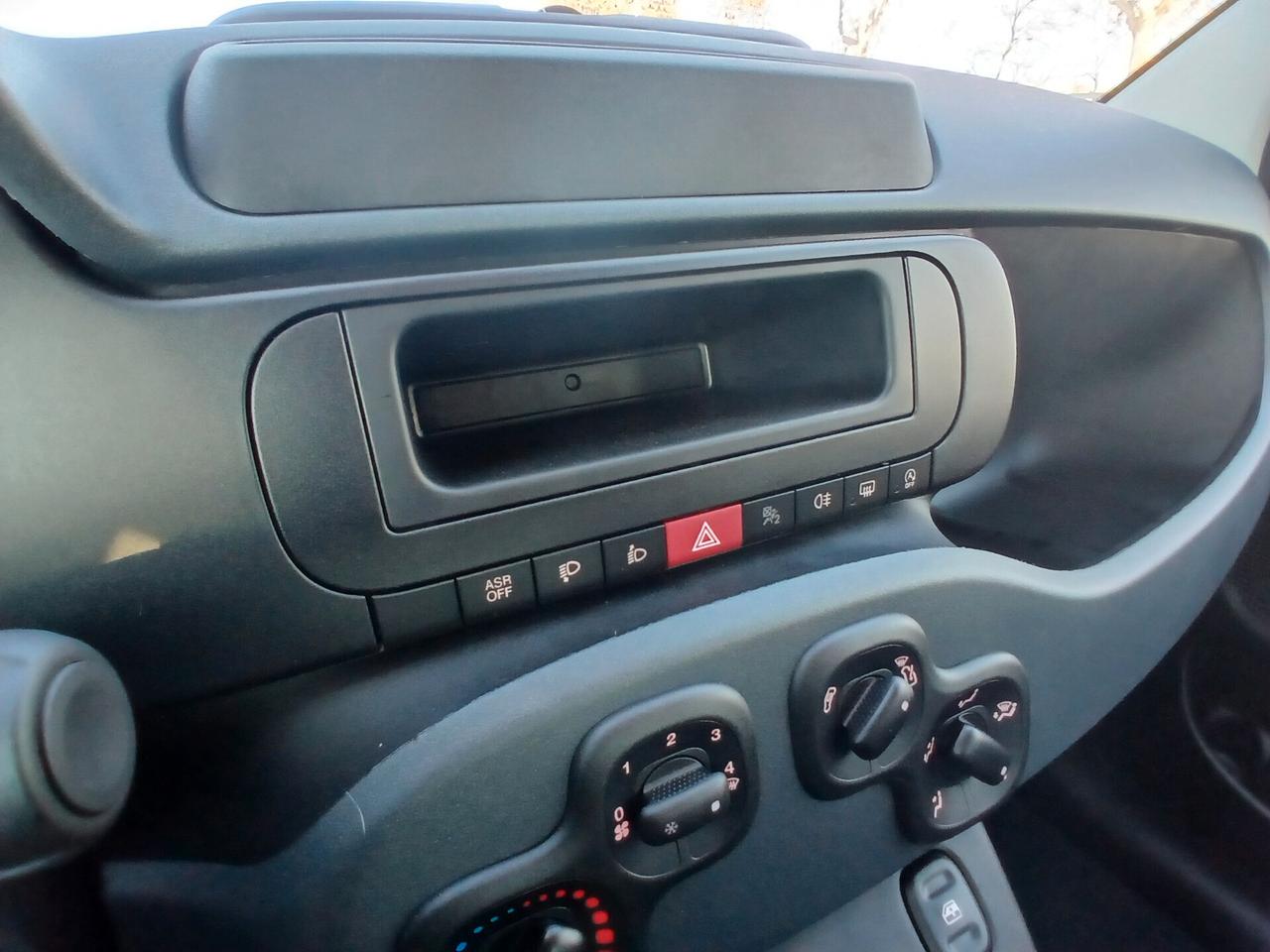 Fiat Panda 1.0 FireFly S&S Hybrid Pandina