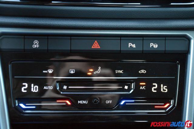 VOLKSWAGEN T-Roc 1.5 TSI 150 CV DSG LIFE + TECH PACK - I.Q DRIVE -