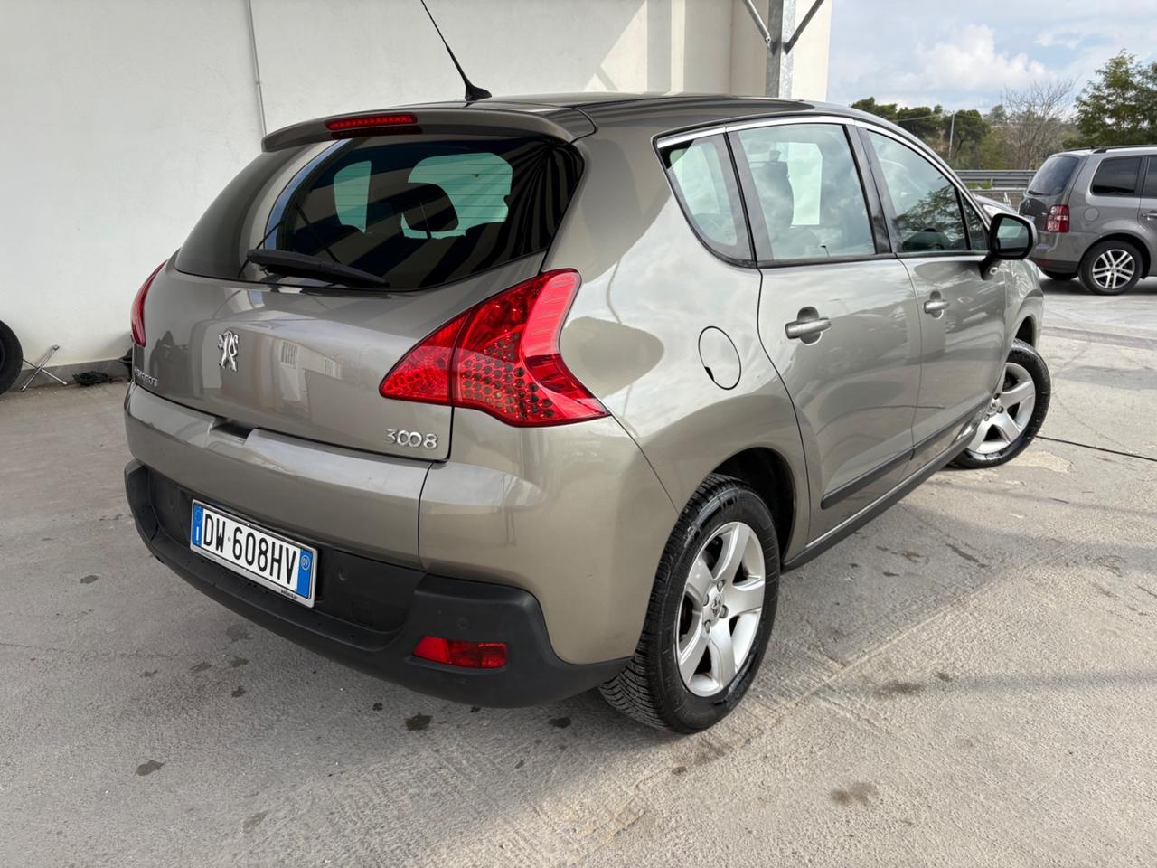Peugeot 3008 1.6 HDi 110CV Tecno