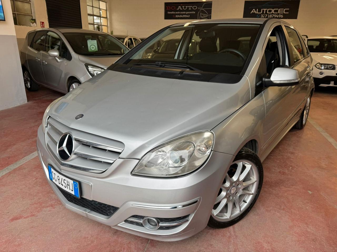 Mercedes-benz B 180 Per neopatentati