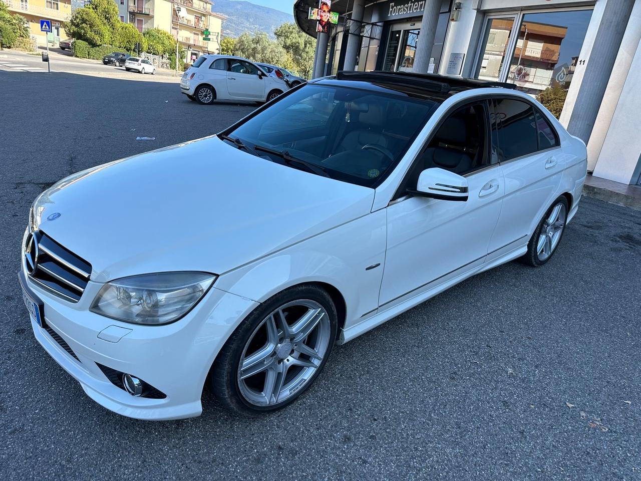 Mercedes-benz C 220 AMG Strafull