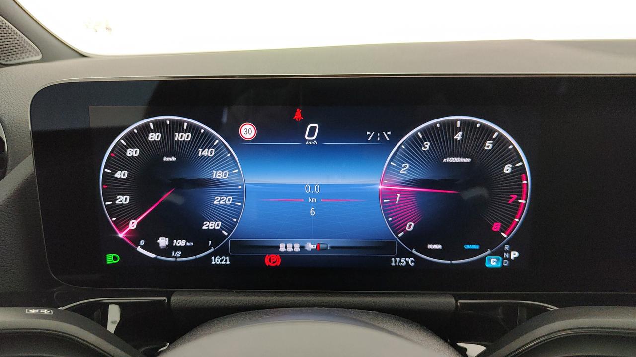 Mercedes-Benz GLA 180 Automatic