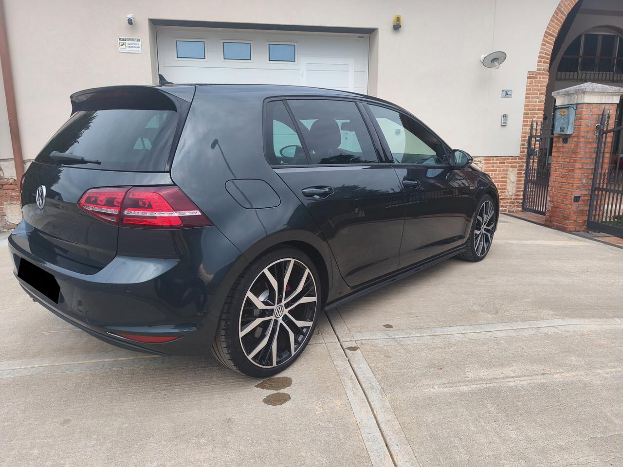 Volkswagen Golf GTD 2.0 TDI DSG 5p. BlueMotion Technology