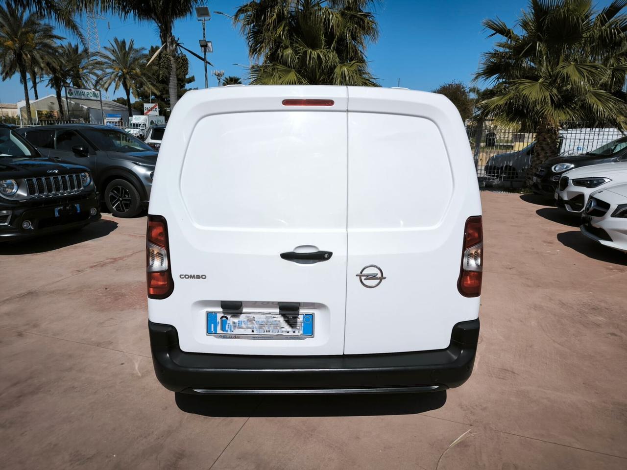 Opel Combo Cargo 1.5 Diesel PC 650kg