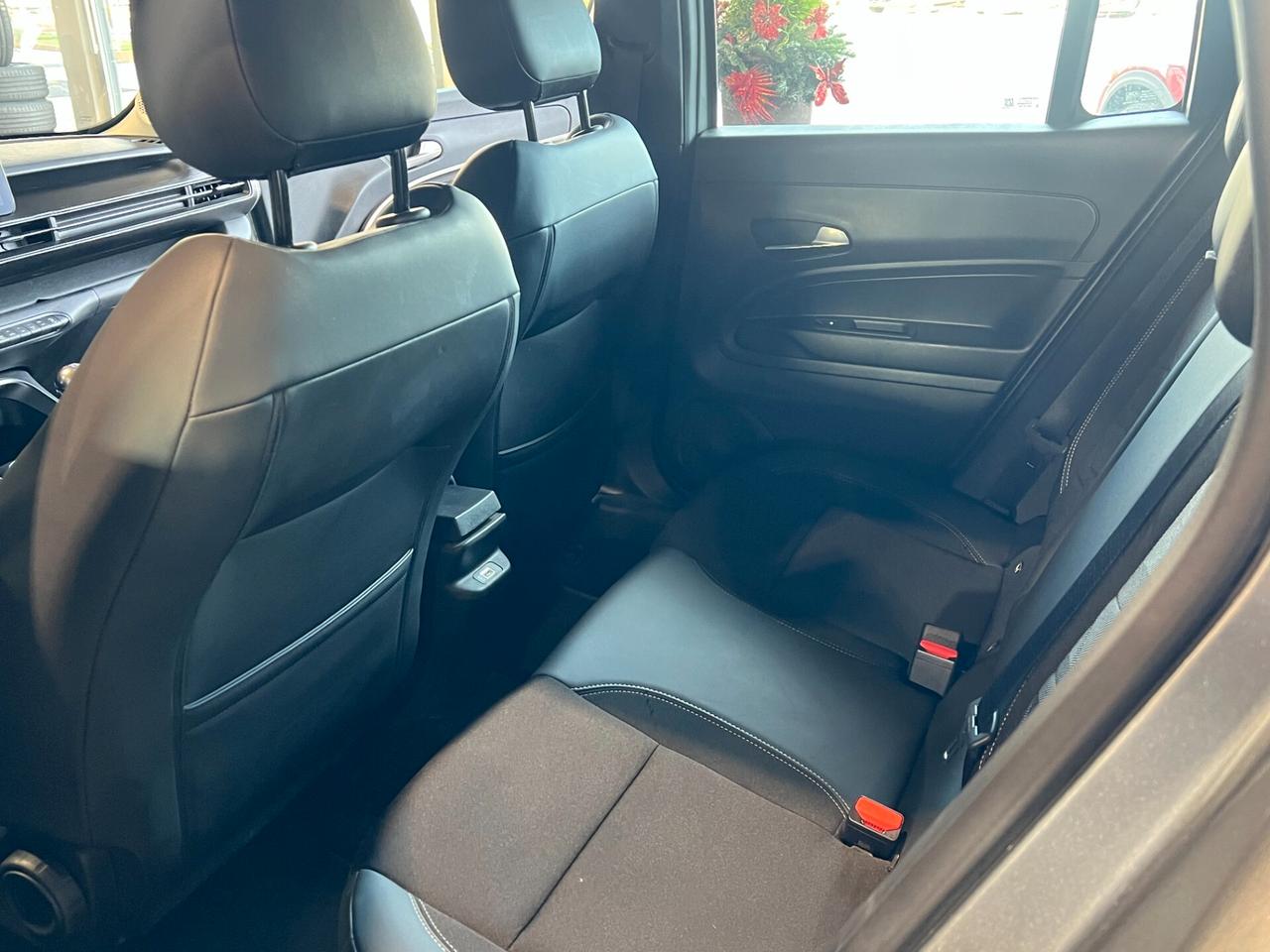 Jeep Avenger 1.2 Turbo 100 CV Altitude