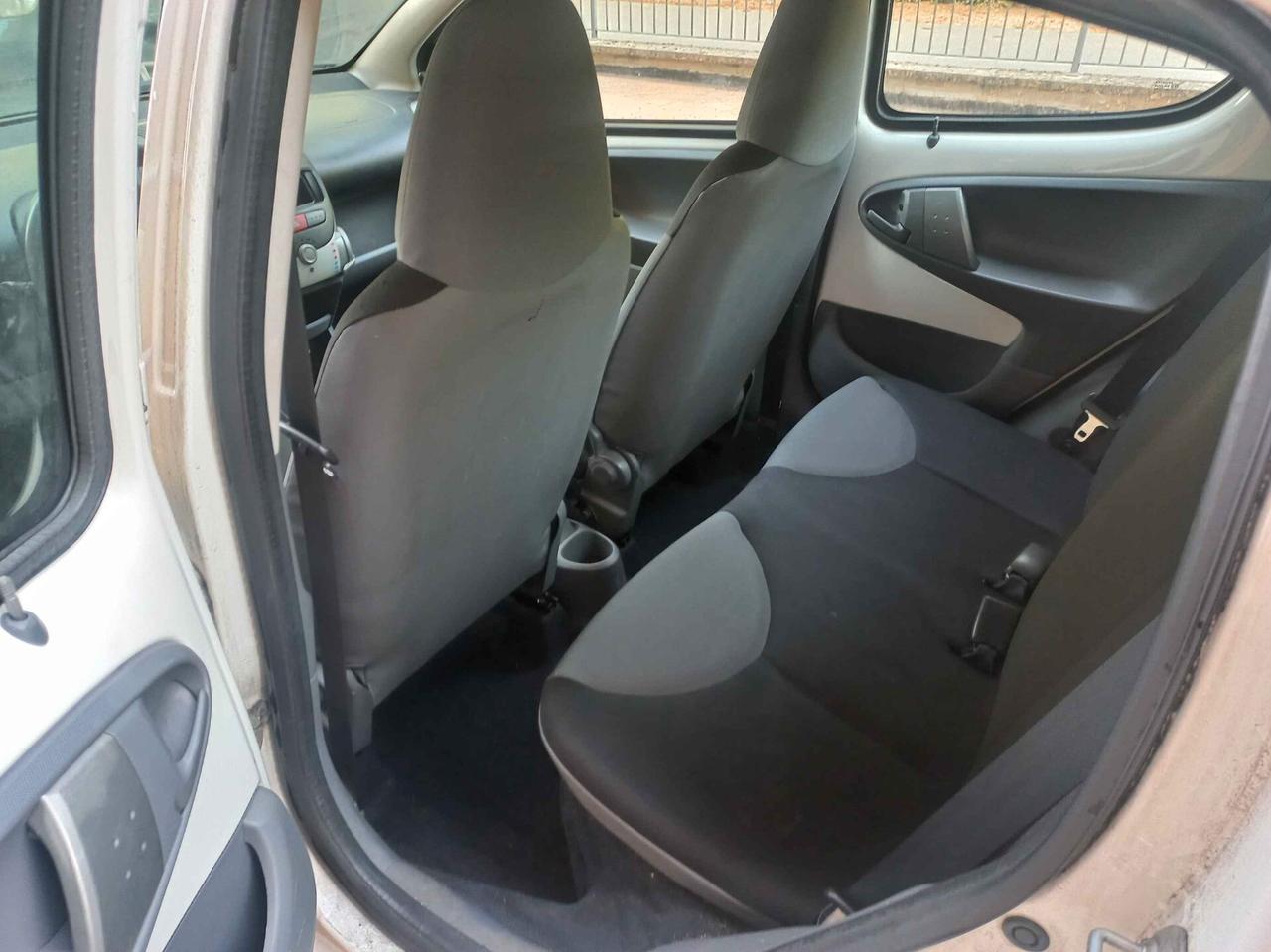 Peugeot 107 1.0 68CV 5p. Desir