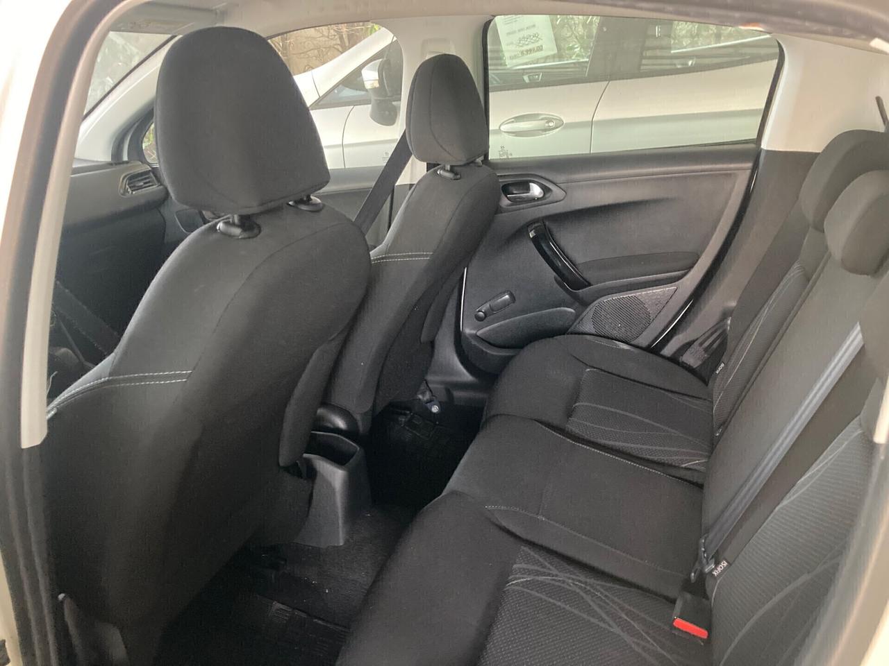 Peugeot 208 1.4 VTi 95 CV 5p. GPL Allure-2015