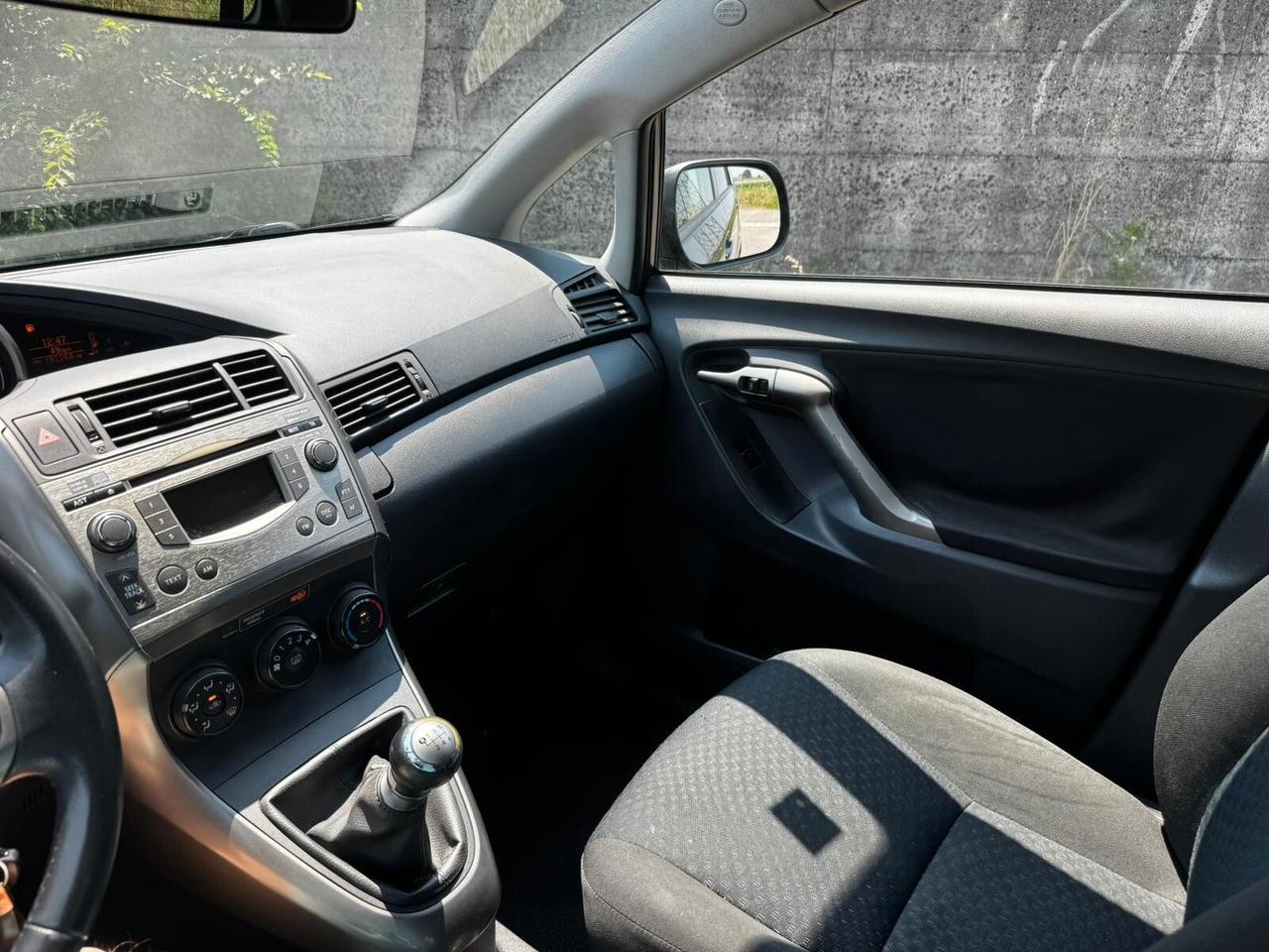 Toyota Verso 1.6 Sol Euro 4 - 2010 - 183.000 km
