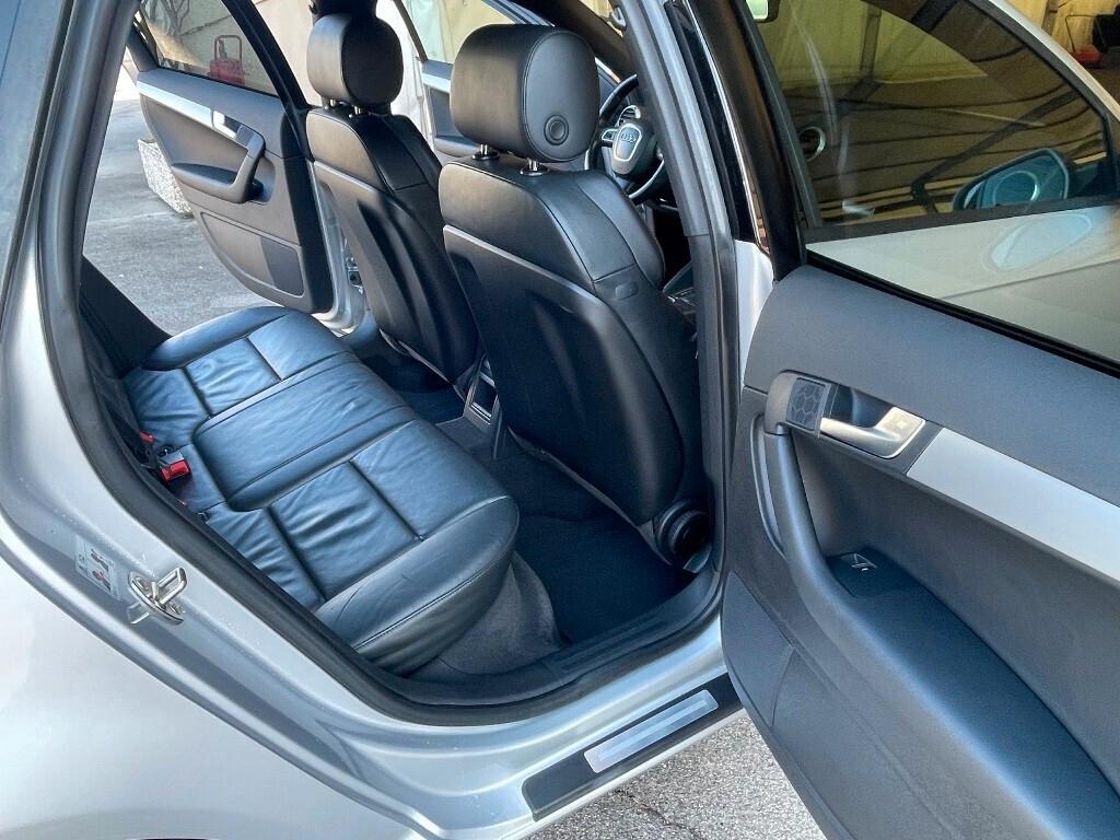 Audi A3 SPB 1.6 TDI 105 CV S tronic Ambition