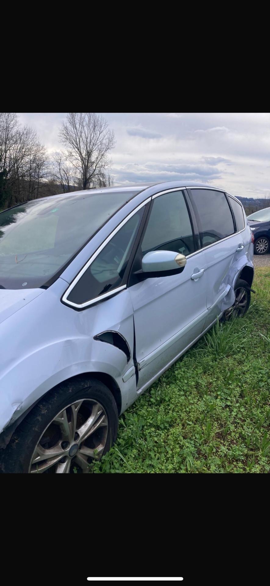 Ford S-Max 2.0 TDCi 140CV Titanium DPF