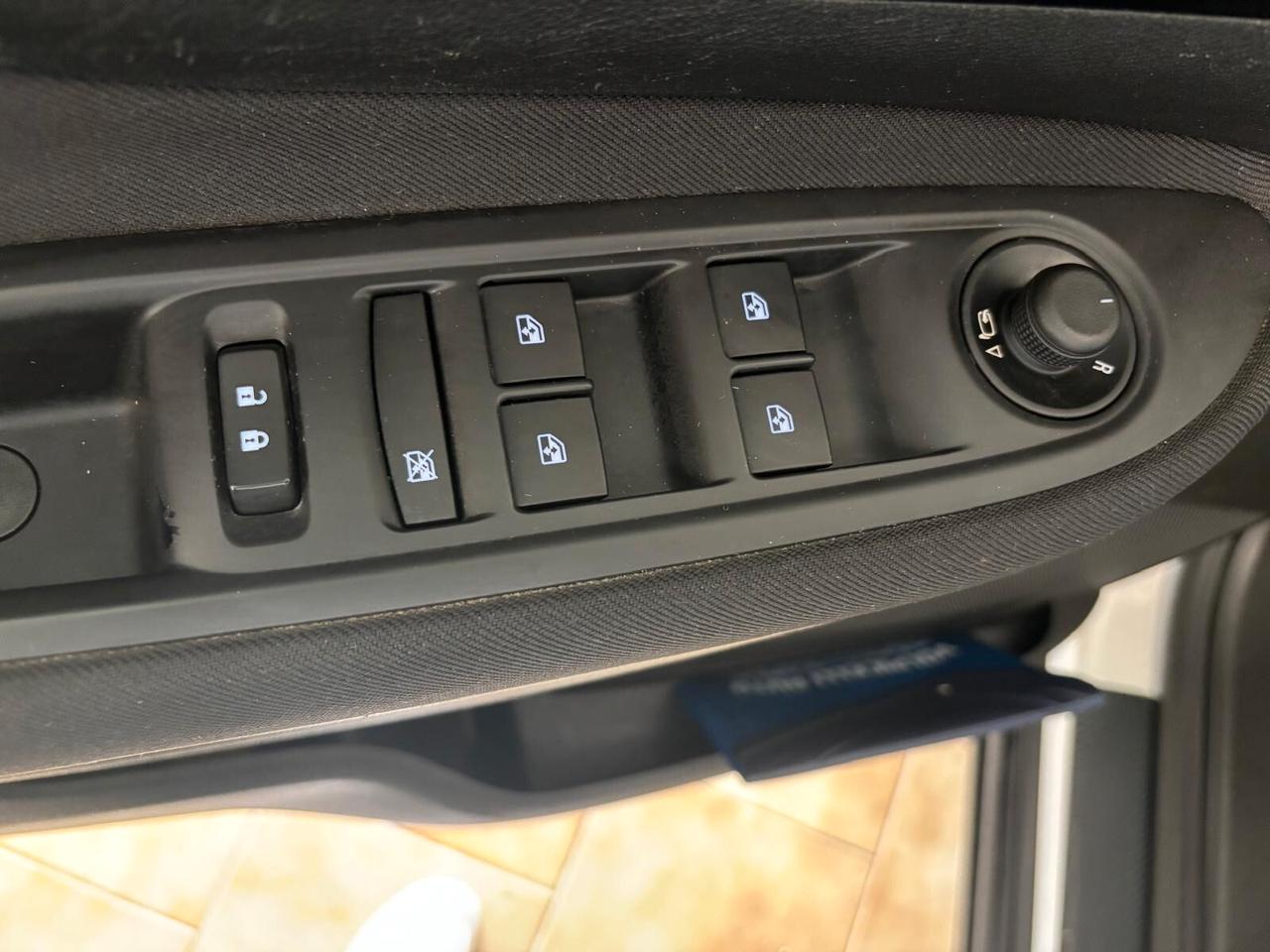 OPEL MOKKA ANNO 2018 BZ GPL ADATTA NEOPATENTATI KM 61 MILA
