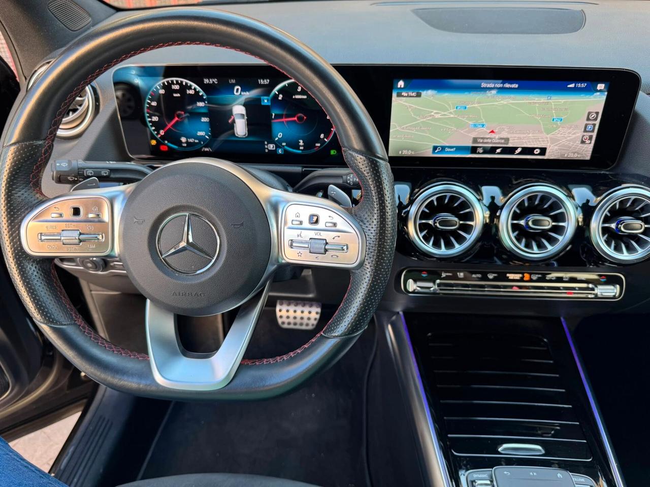 MERCEDES GLA 200 CDI 150 CV. AMG PREMIUM AUTOMATIK