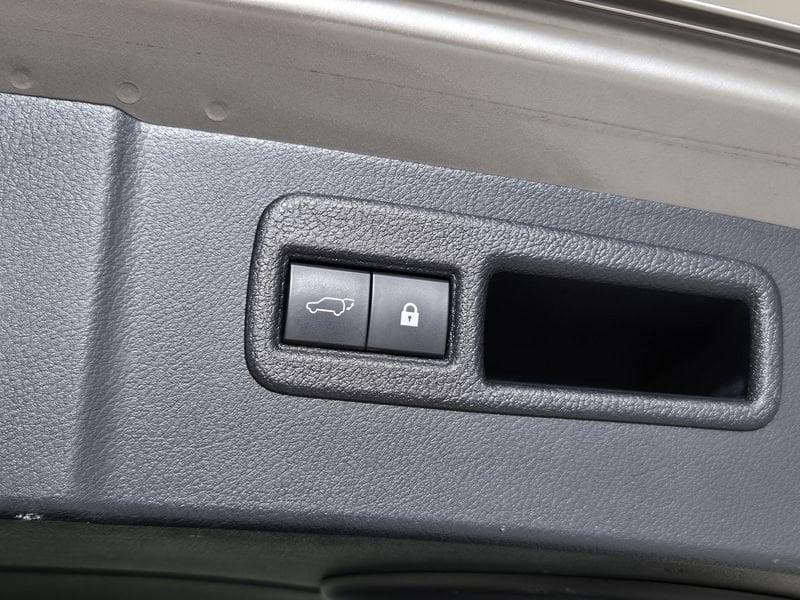 Lexus NX I 2018 300h 2.5 Luxury 4wd cvt