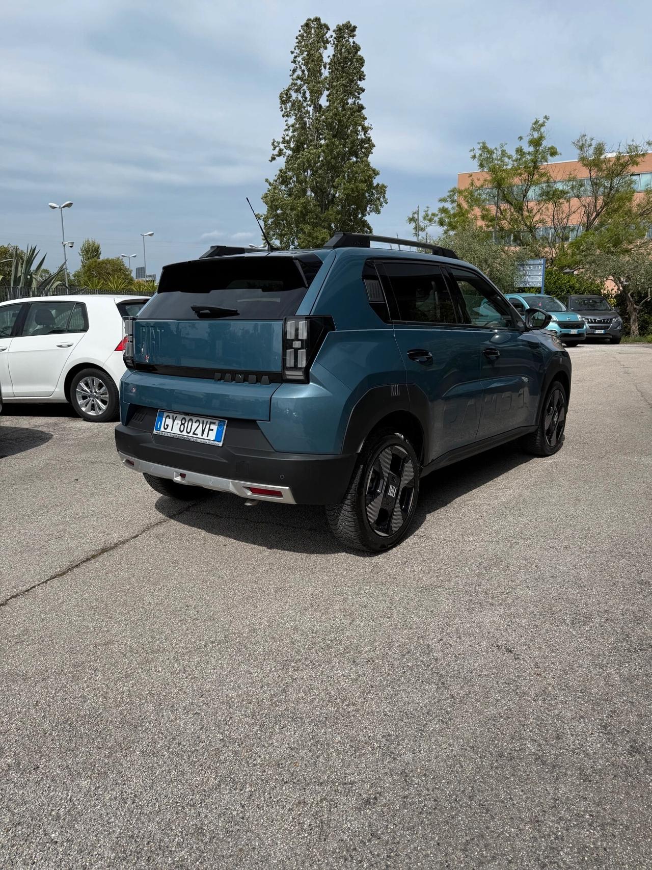 Fiat Grande Panda 1.2 Hybrid 110 CV S&S La Prima
