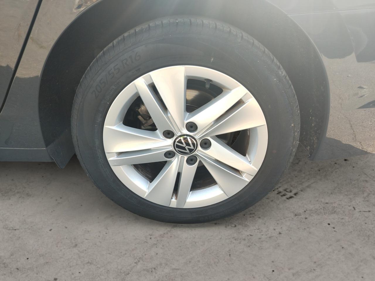 Volkswagen Golf Variant 2.0 tdi Life 115cv dsg