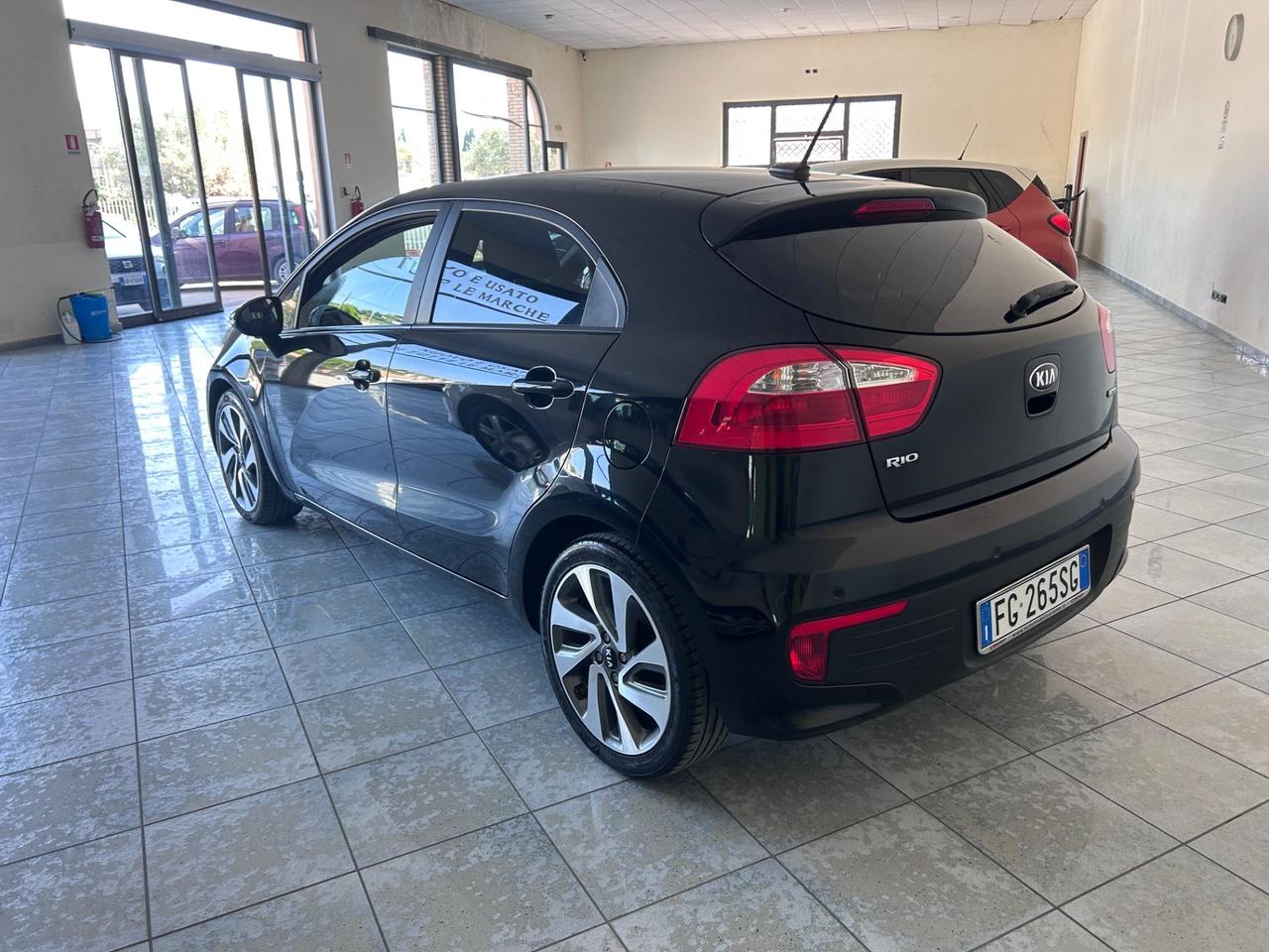 Kia Rio 1.4 CRDi 90CV 5 porte Cool