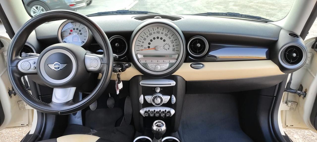 Mini 1.4 16V Abbey Road