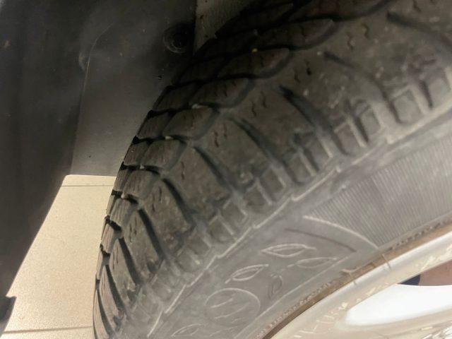 PEUGEOT 206 1.4 BENZ 75CV 5p. Roland Garros ADATTA NEOPATENTAT
