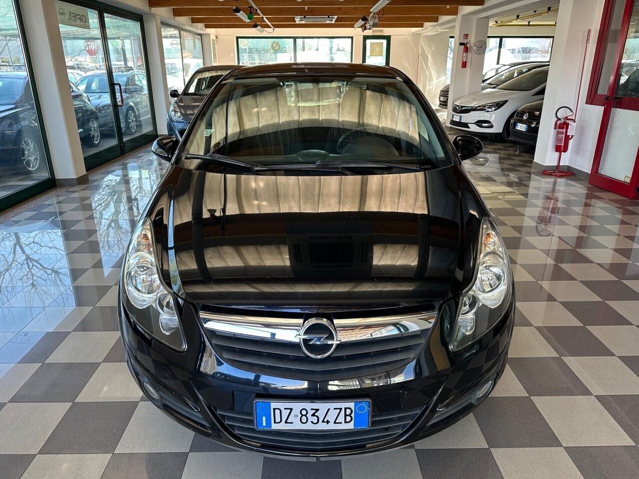 Opel Corsa 1.2 85Cv GPL Neopatentati