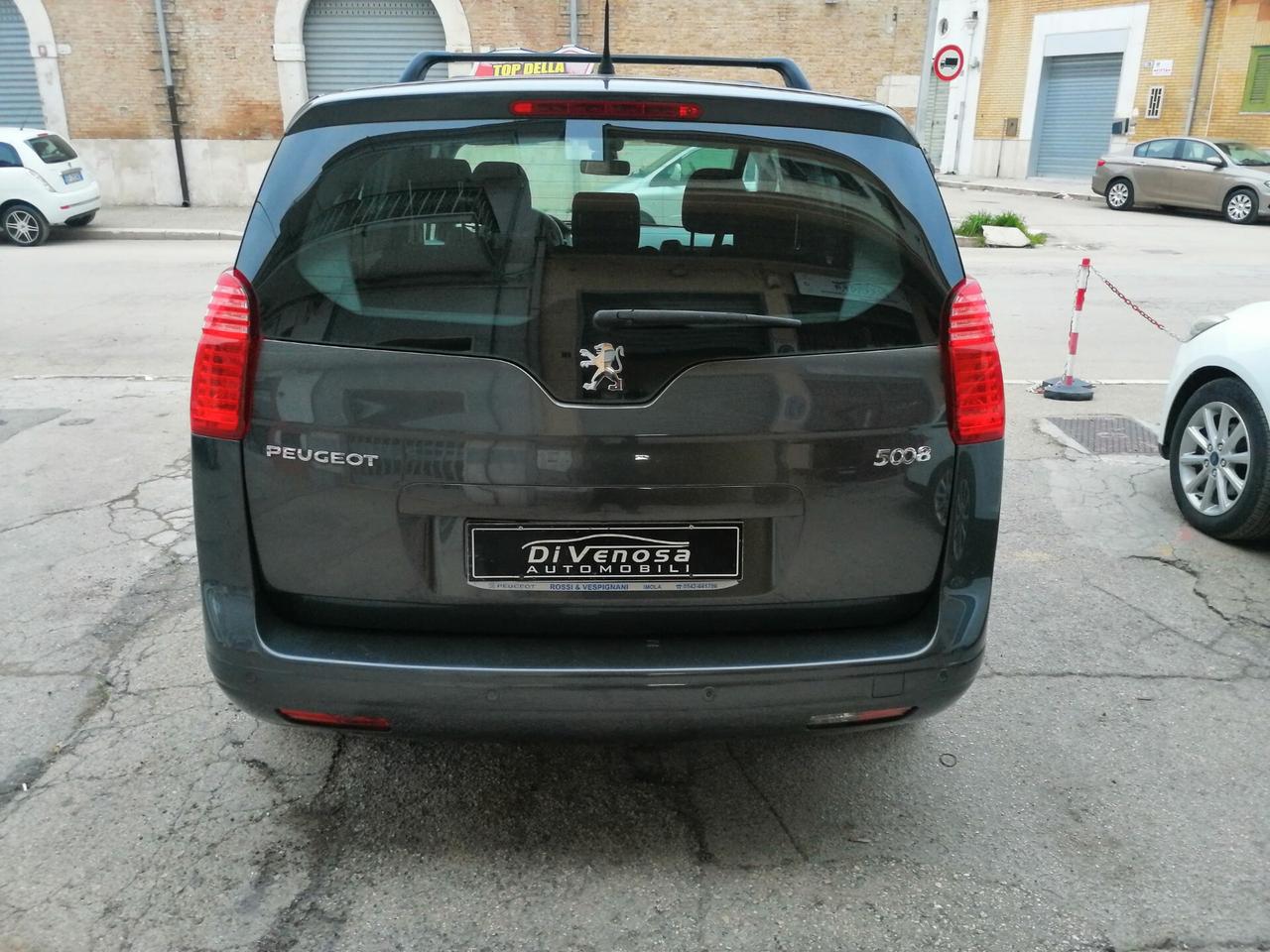 Peugeot 5008 1.6 HDi 115CV ALLURE 7 POSTI