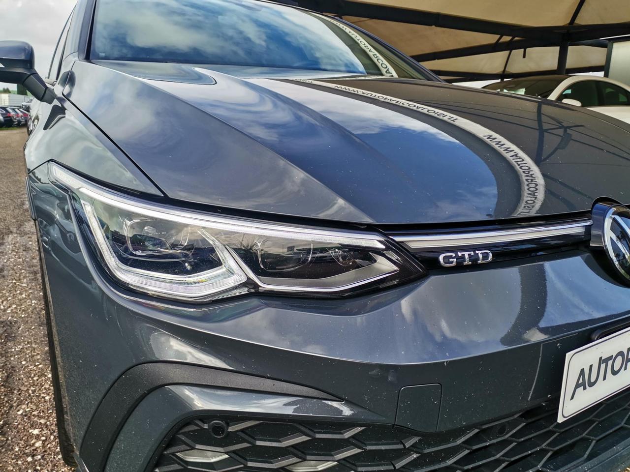 Volkswagen Golf 2.0 tdi GTD 200cv dsg