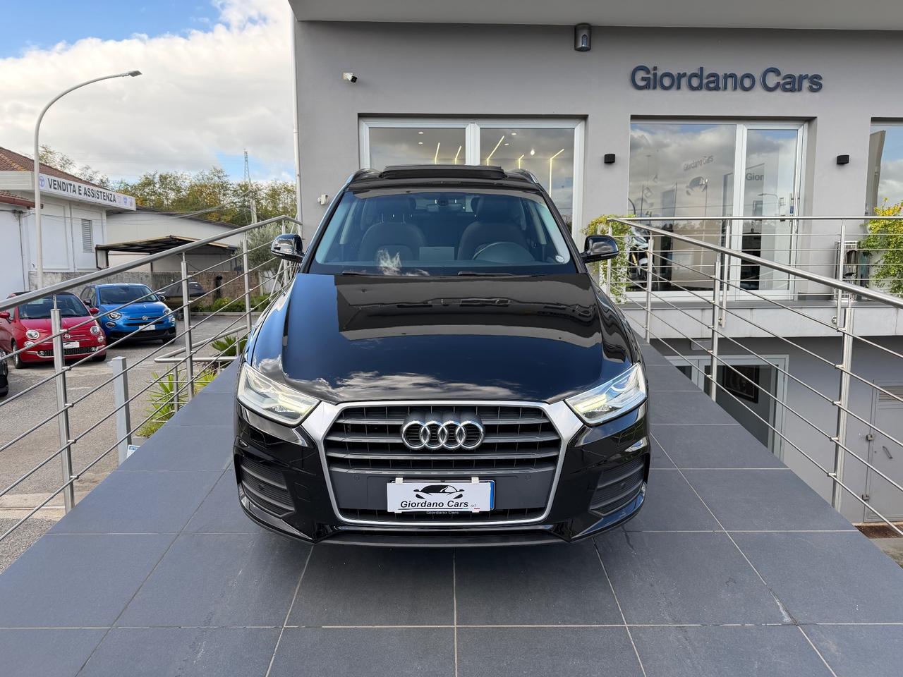 Audi Q3 2.0 TDI 120 CV S tronic Design tetto apribile