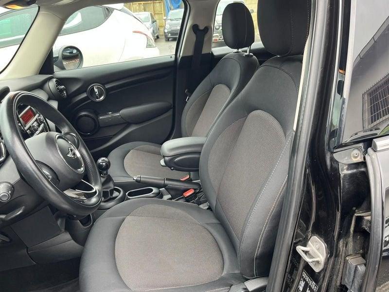 MINI Mini 5 porte Mini 1.5 Cooper D Business 5 porte