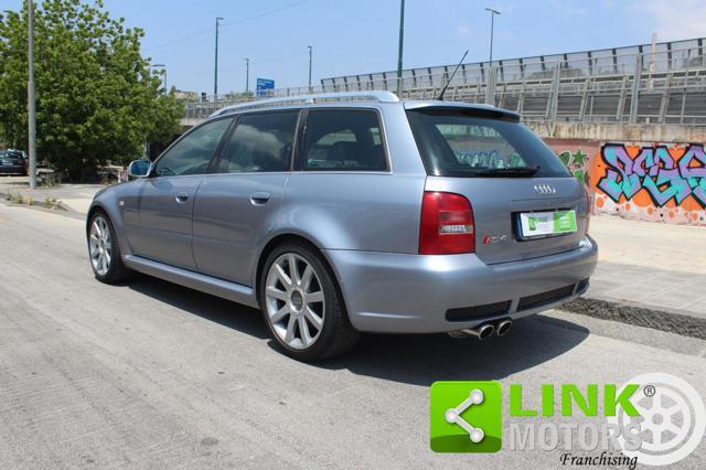 AUDI RS4 B5