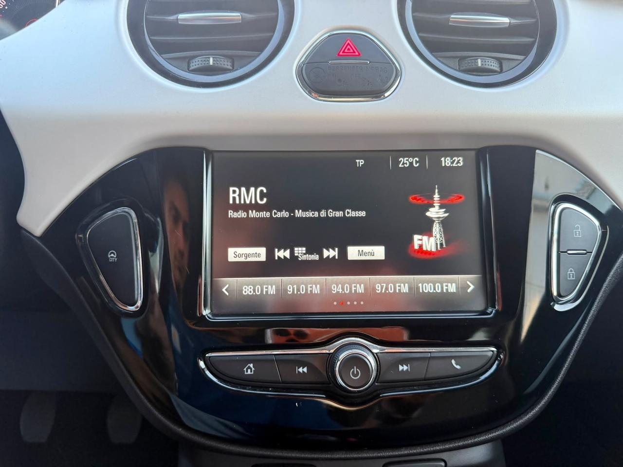 Opel Adam 1.2benz 2016 80.000km Euro6 per neopatentati