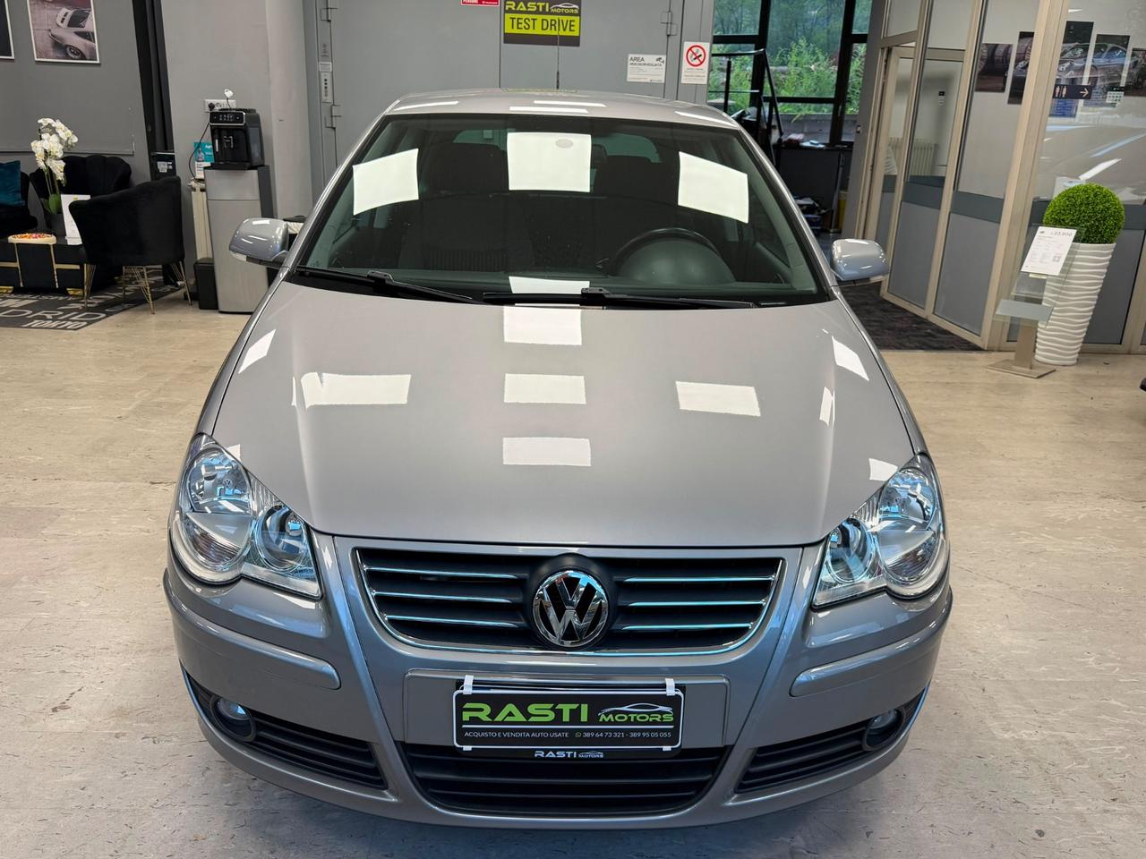 Volkswagen Polo 1.4/80CV 16V 5p. Comfortline