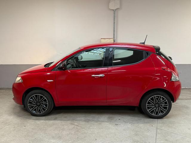 LANCIA Ypsilon 1.0 FireFly 5 porte S&S Hybrid Silver