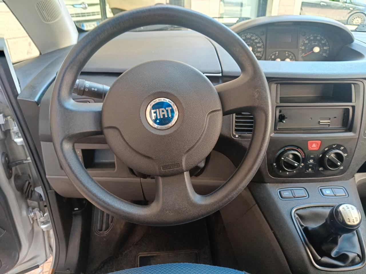 FIAT IDEA 1.3 MJT DIESEL 70 CV-Solo 152000KM-Euro 3990-